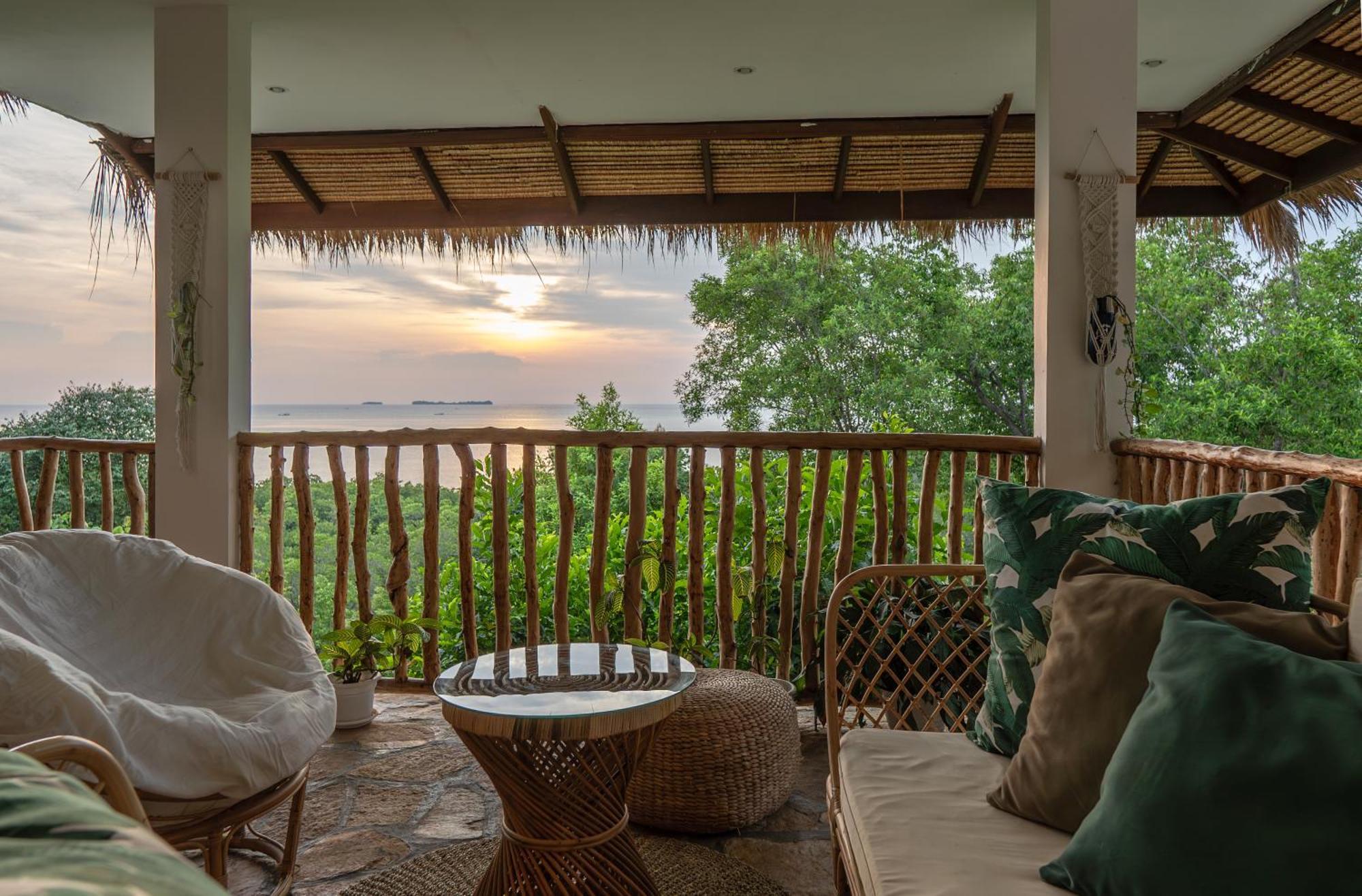 The Secret Villa *